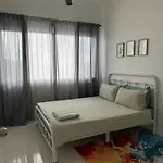 Bunga Homestay Sea View