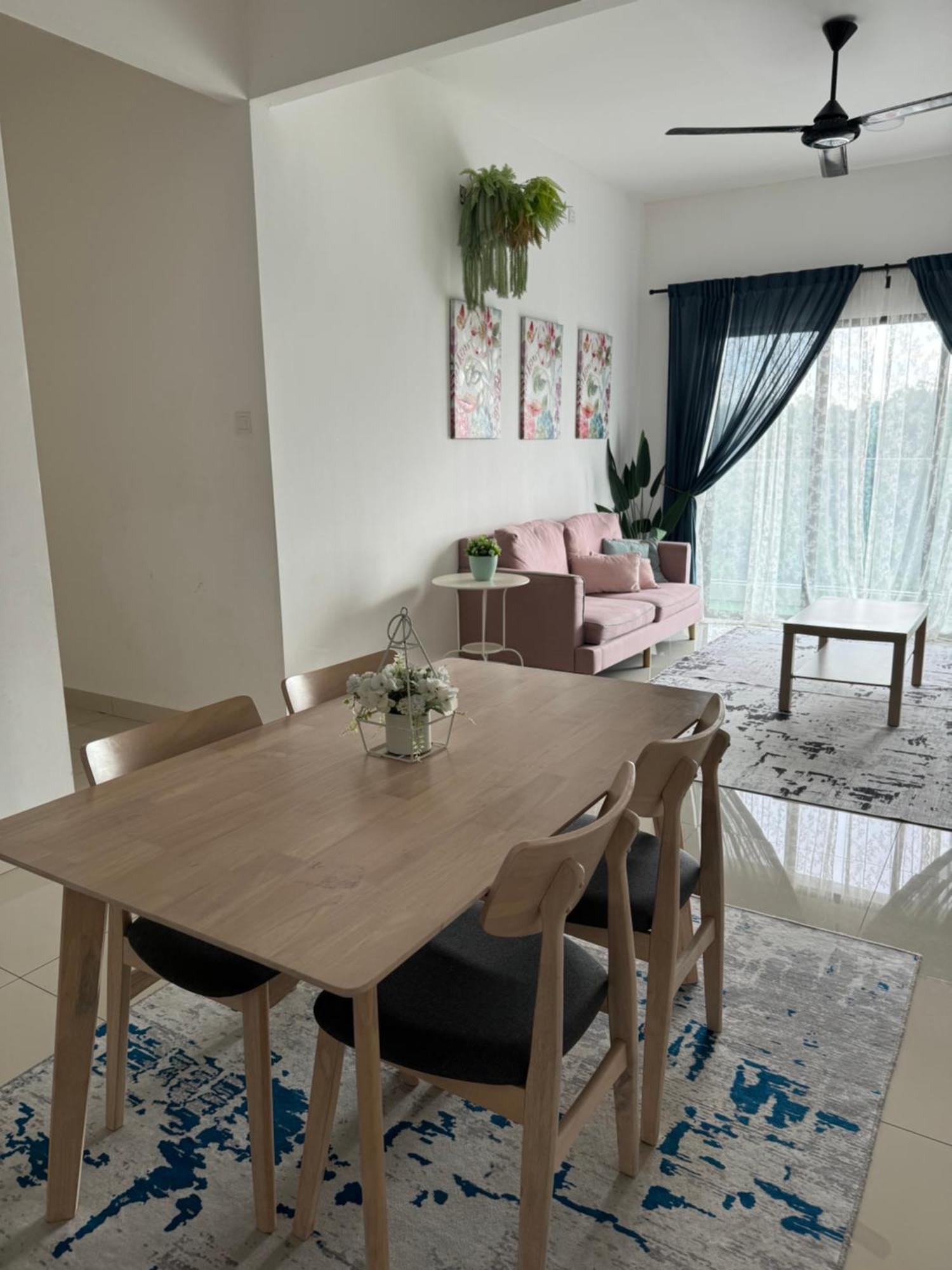 Bunga Homestay Sea View Pangsapuri